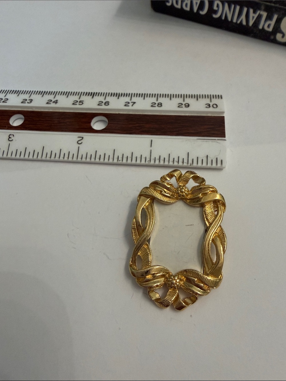 Vintage Gold-Tone Decorative Ribbon Frame Pendant